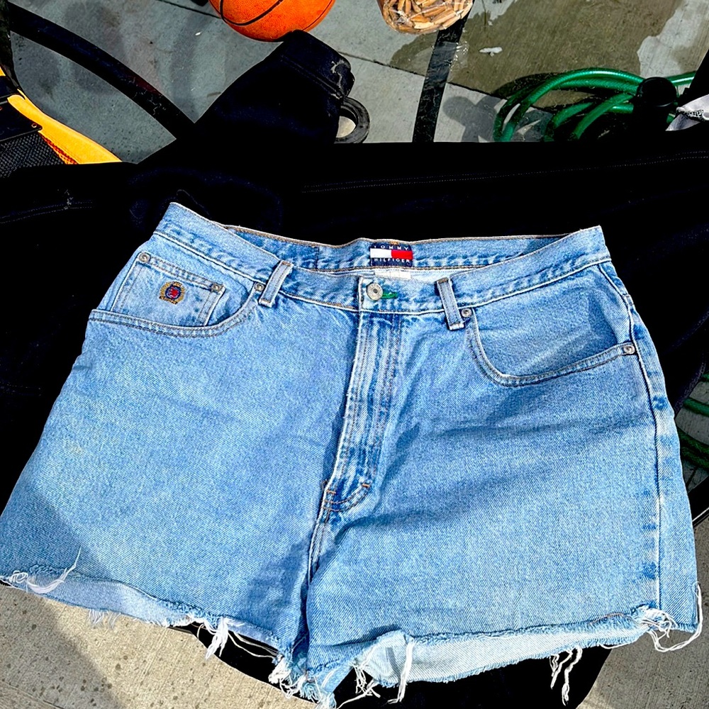 Vintage 90s Tommy Hilfiger Denim Mom Shorts